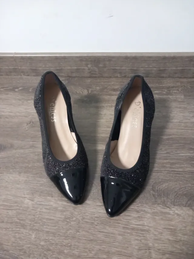 Zapatos D'chicas punta de charol T37 tacón 8cm