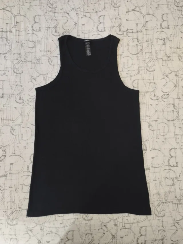 Camiseta hombre sin mangas negra