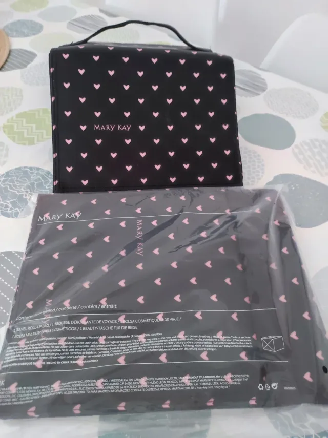 Neceser Mary Kay Negro con Corazones Rosas