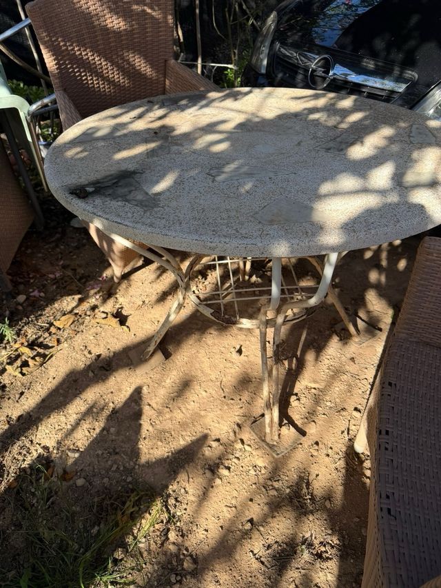 2 Tavoli da esterno in marmo 100€