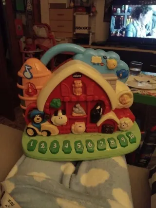 Juguete musical granja Chicco