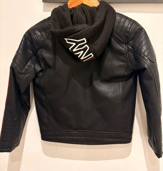 Cazadora motera niño invierno