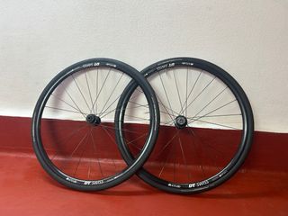 Juego Ruedas DT Swiss R470 db + Cubiertas