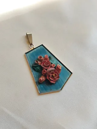 Colgante vintage rosas de miga de pan