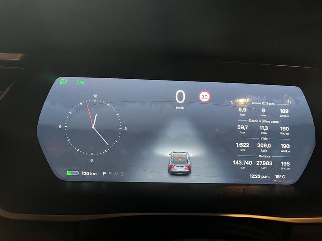 Tesla Model S 2015
