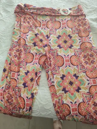 Conjunto pantalón, blusa y chaqueta