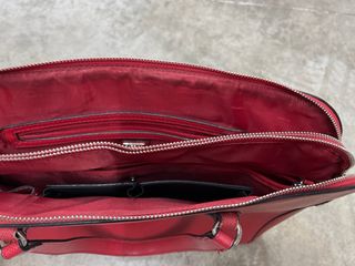 Maletín de trabajo rojo