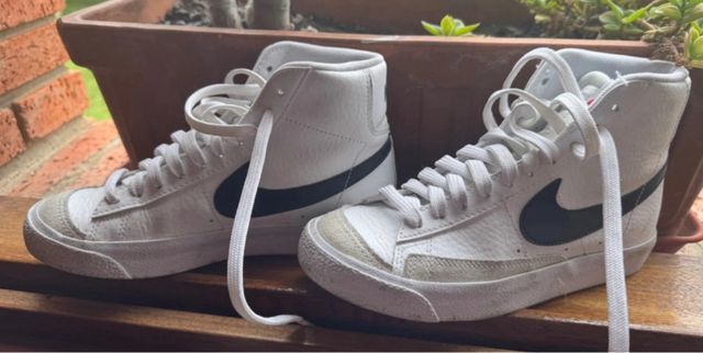Nike Blazer Mid '77
