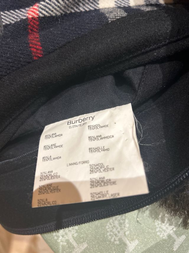 Chaquetón negro con forro multicolor