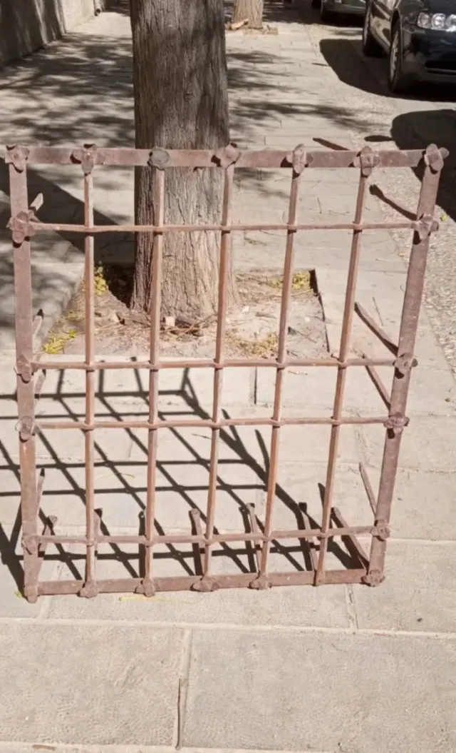 Rejas antiguas de hierro forjado