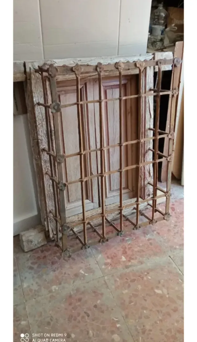 Rejas antiguas de hierro forjado