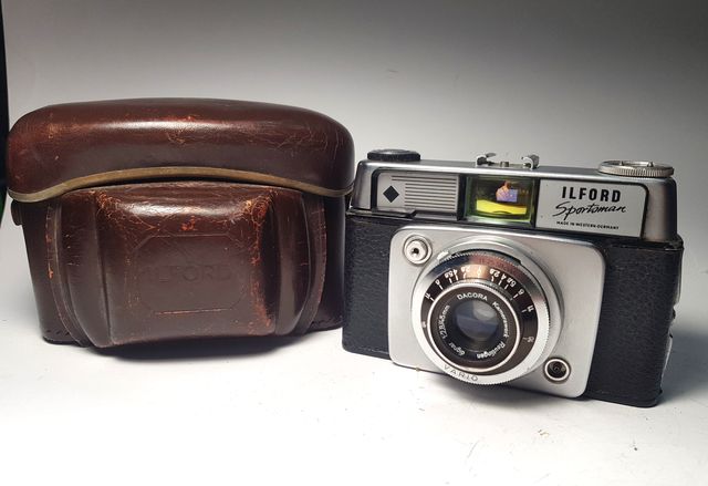 ILFORT Sportsman con DACORA 1:2,8/f=45 mm Mk.4