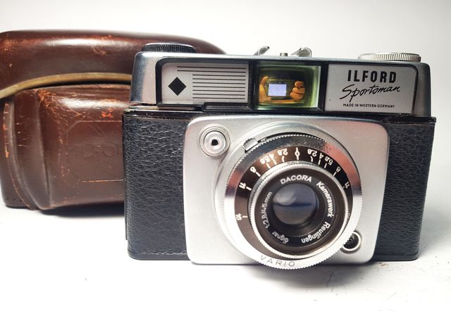 ILFORT Sportsman con DACORA 1:2,8/f=45 mm Mk.4