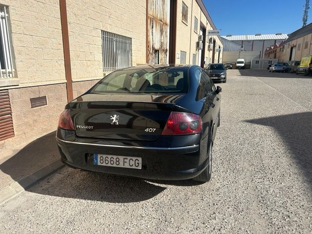 Peugeot 407 2.0 HDI o cambio