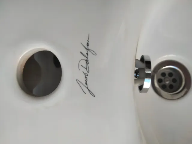 2 Lavabos de porcelana con pie