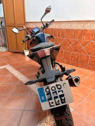 KTM DUKE 125