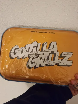 Pack Bandeja Metálica y Cenicero Gorilla Grillz