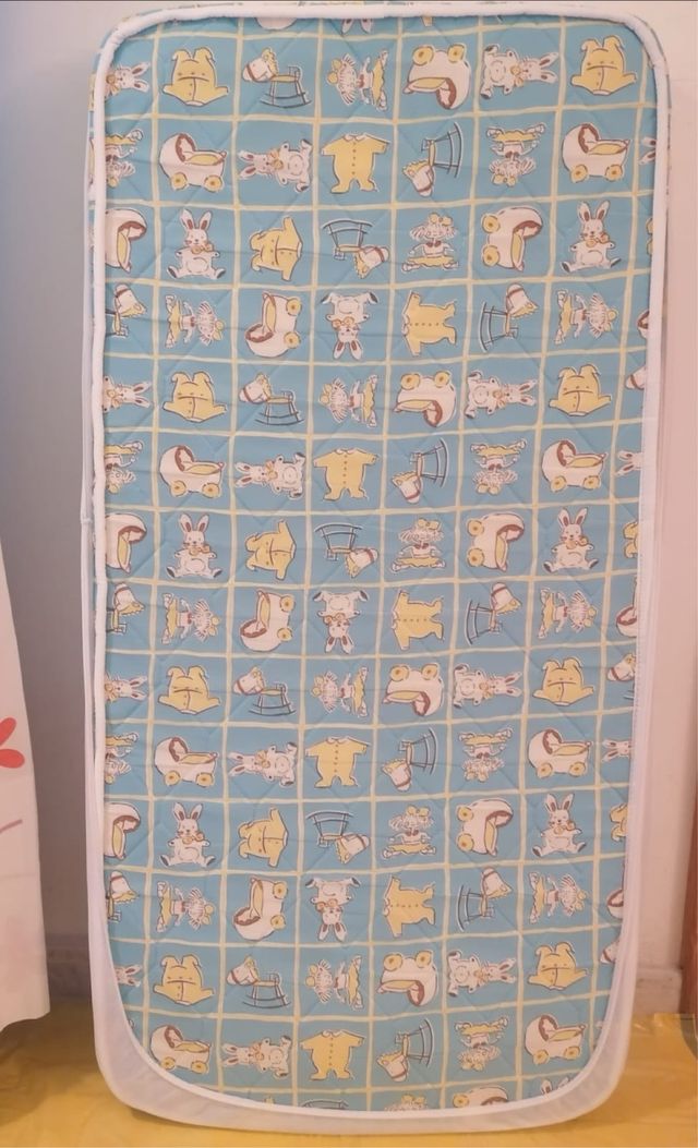 Colchón cuna infantil con dibujos