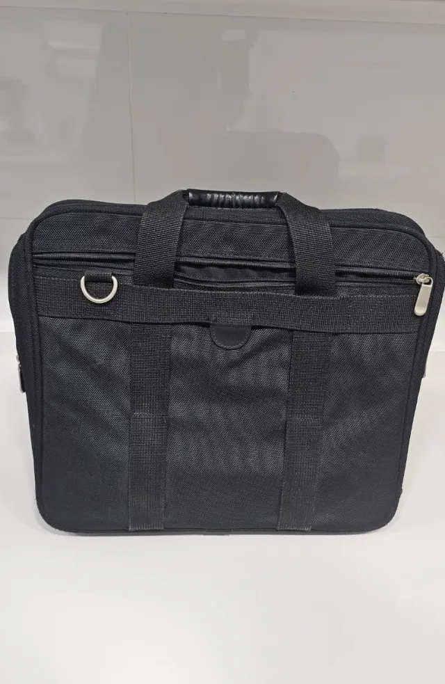 Maletín HP para portátil o tableta.