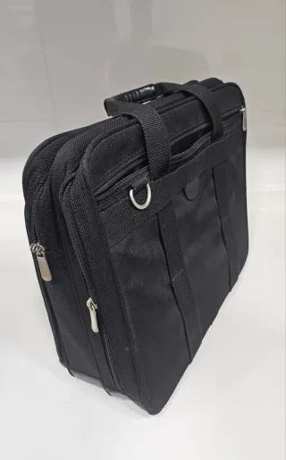 Maletín HP para portátil o tableta.