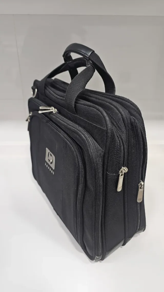 Maletín HP para portátil o tableta.