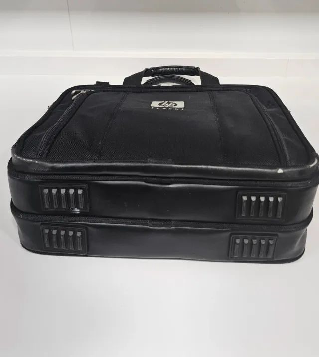 Maletín HP para portátil o tableta.