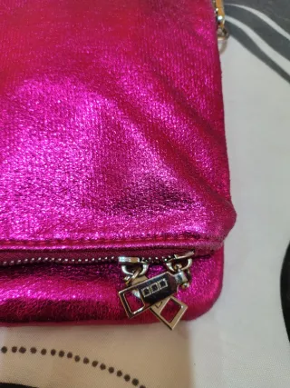 Bolso de fiesta rosa y plateado
