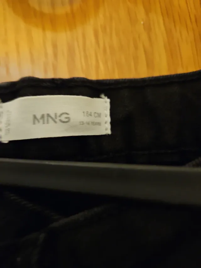 Vaqueros Mango Talla 13-14años negros rectos