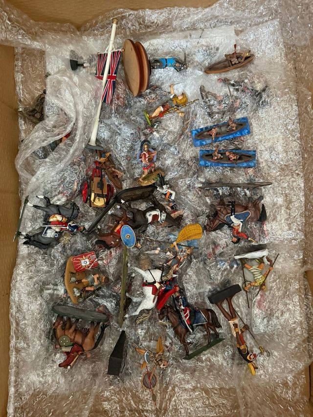 3 cajas de Soldados de plomo