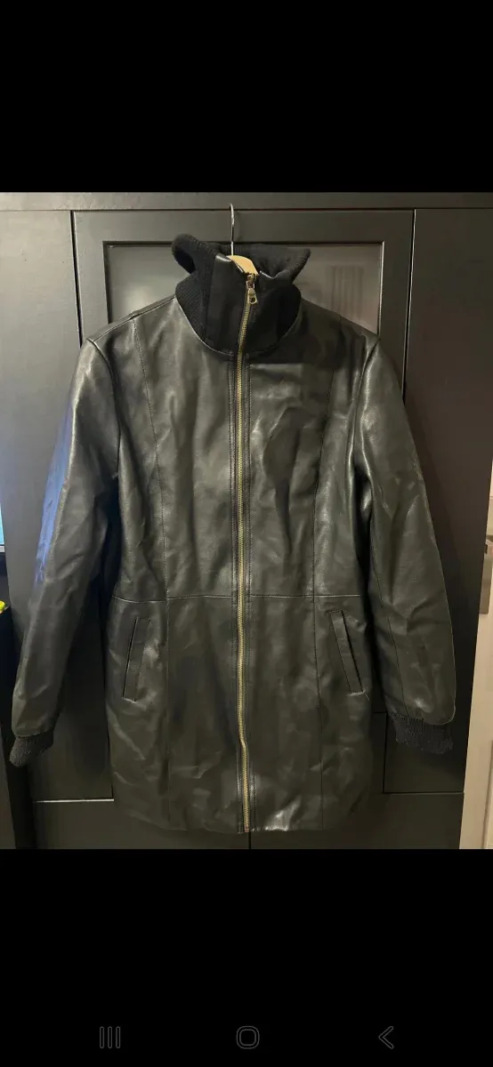 Trenca negra talla 44