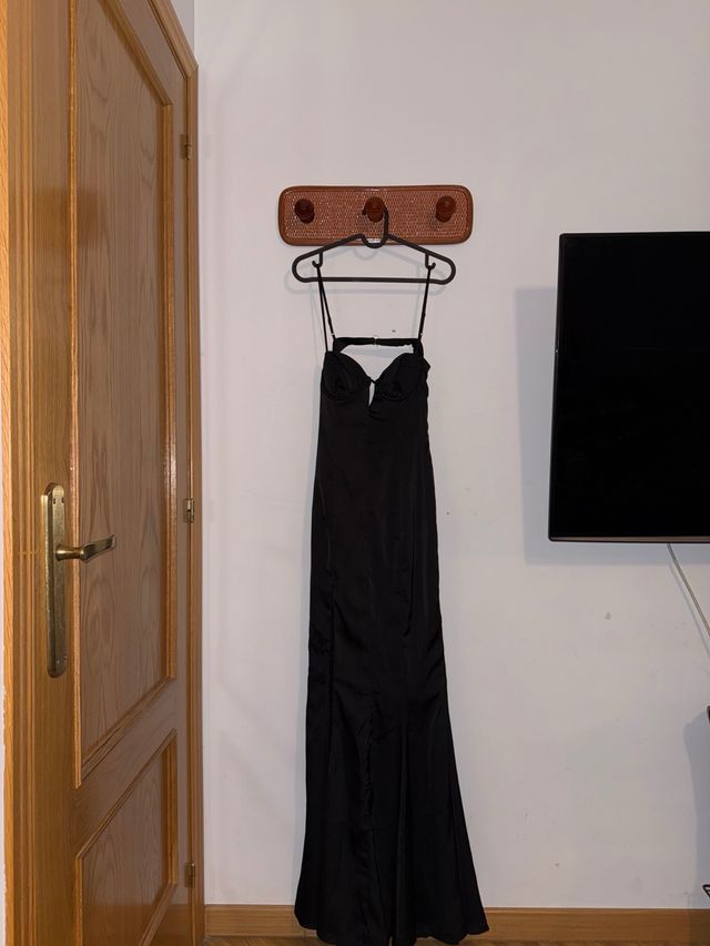 Vestido largo negro Oh Polly