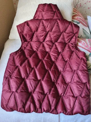 Chaleco acolchado granate mujer