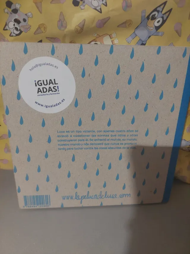 LA PELUCA DE LUCA: Un cuento para gente valiente
