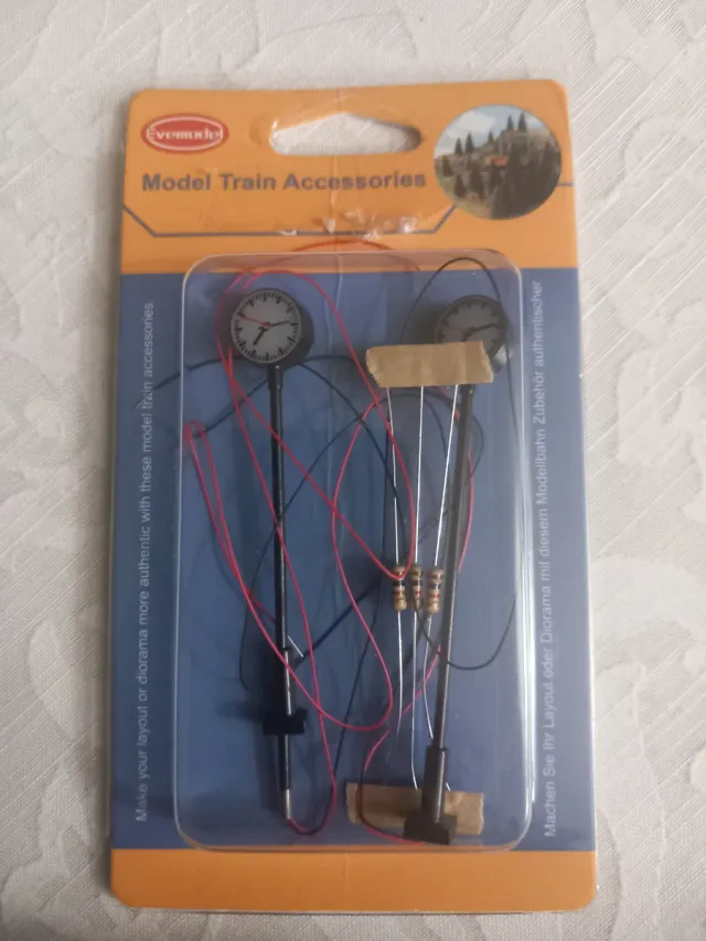 Reloj con luz para trenes en miniatura escala HO/N