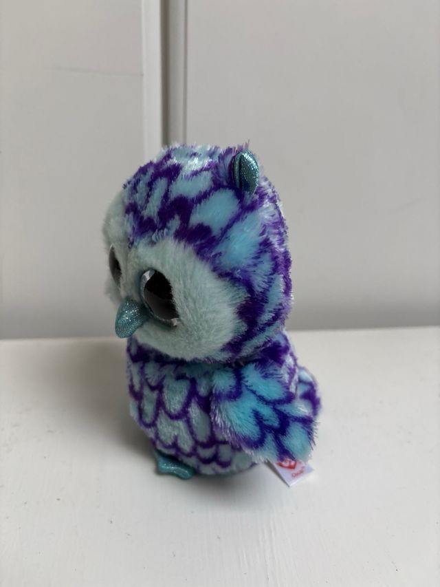 Peluche búho ojos grandes azul y morado