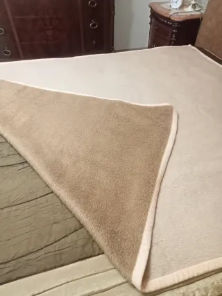 2 Coperte lana vintage floreali con misura in foto