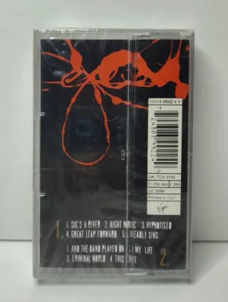 Cassette Simple Minds - Good News From The Next Wo