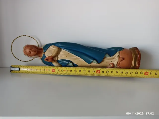 Antigua escultura de Virgen Inmaculada Concepción