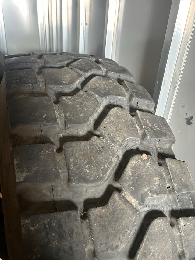 Ruedas tacos llanta 20 para camión o maquinaria