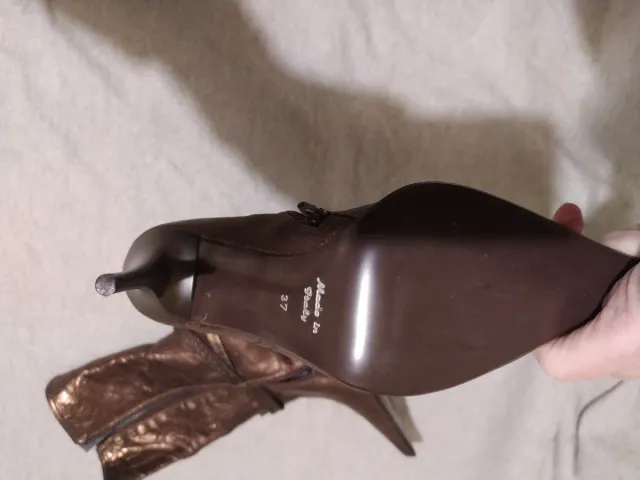 Botas a Estrenar talla 37 grande