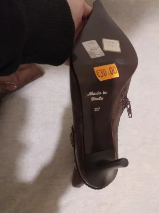 Botas a Estrenar talla 37 grande