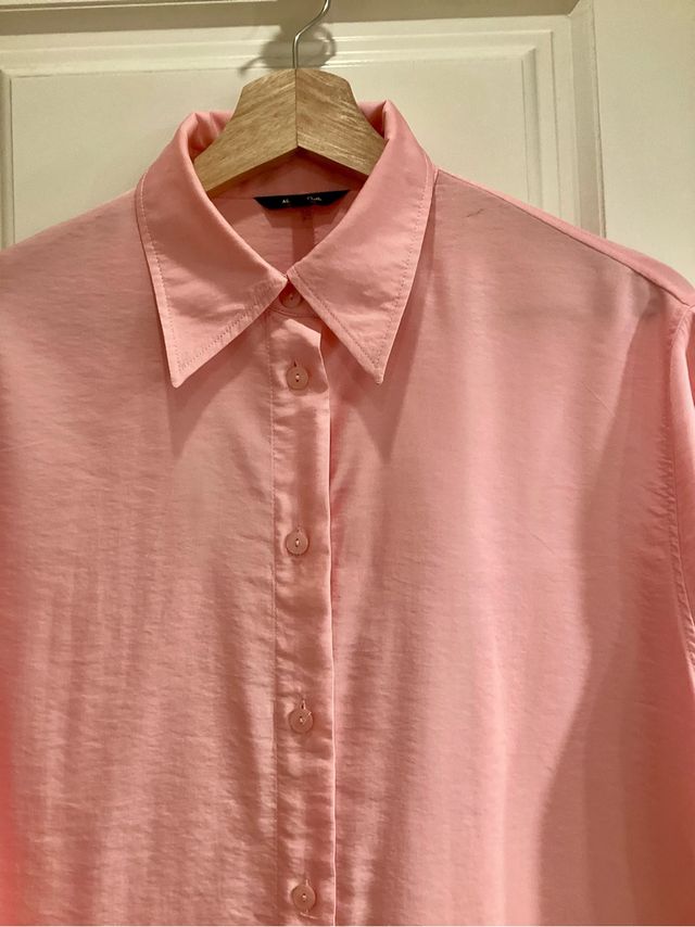 Camisa rosa Massimo Dutti. Da mucha talla