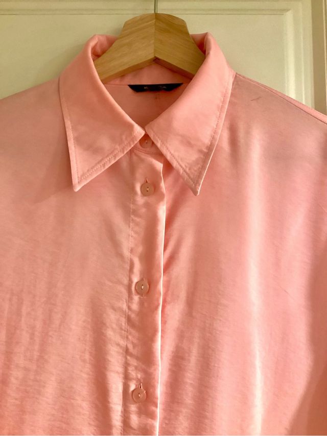 Camisa rosa Massimo Dutti. Da mucha talla