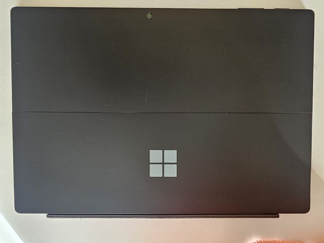 Microsoft Surface Pro 7 Negro leer bien.