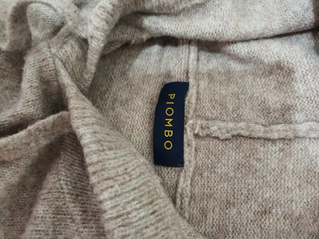 Conjunto mujer jersey y pantalón beige