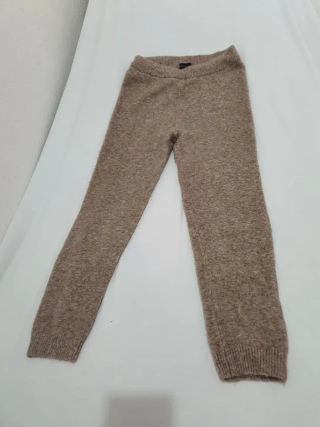 Conjunto mujer jersey y pantalón beige