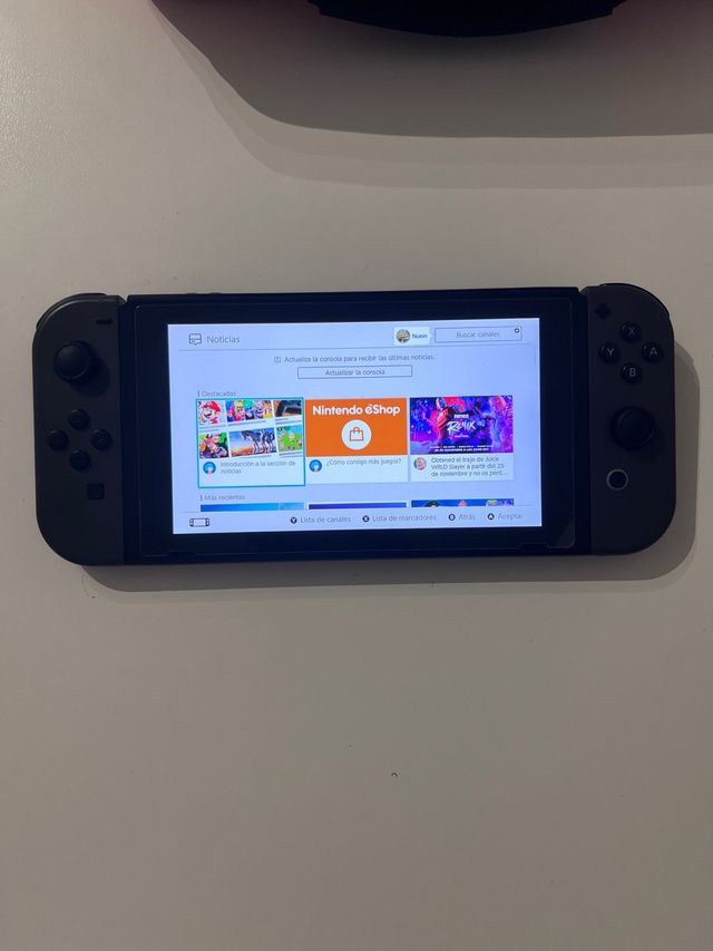 Nintendo Switch + Accesorios y Juegos