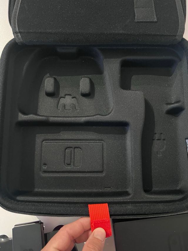 Nintendo Switch + Accesorios y Juegos