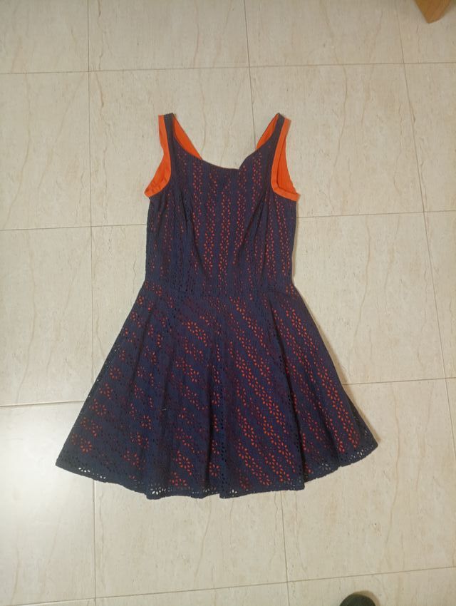 Vestido Morgan azul marino y naranja