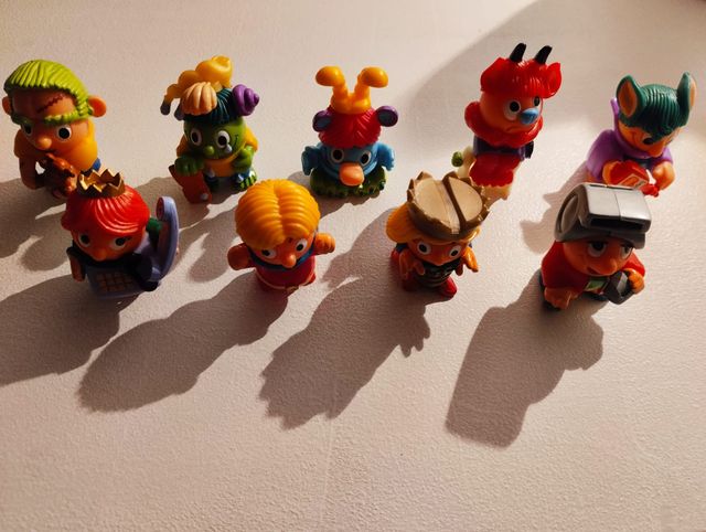 Figure Kinder Sorpresa Re Pappnase e Kukomons